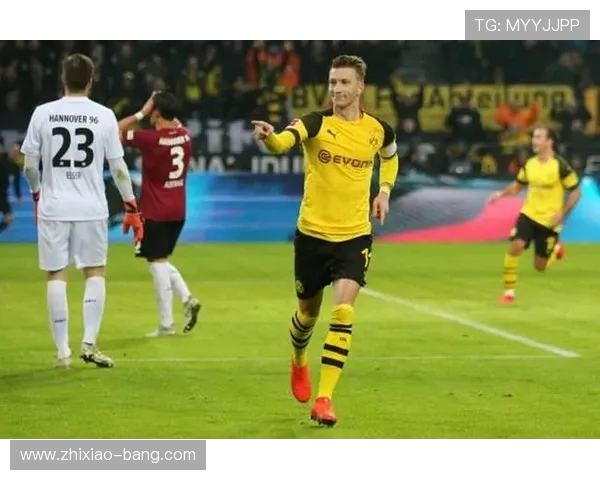 拜仁后卫格雷罗伤愈复出 参加对阵霍芬海姆赛前最后一练 拜仁后卫格雷罗伤愈复出 参加对阵霍芬海姆赛前最后一练