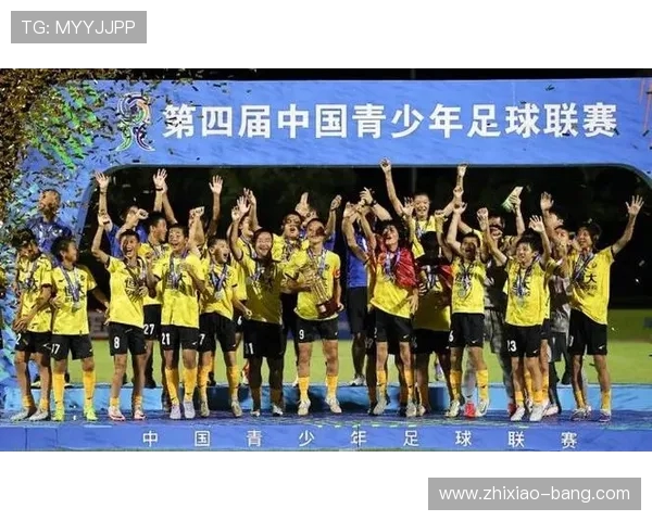 中青赛U13组决赛首回合恒大足校险胜浙江次回合14日再度上演巅峰对决 中青赛U13组决赛首回合恒大足校险胜浙江次回合14日再度上演巅峰对决