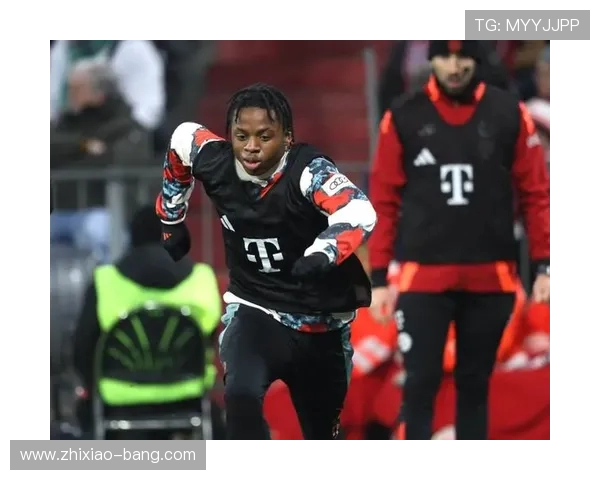 基米希高度评价小将迈克敢于射门和尝试的勇气对年轻球员的重要性 基米希高度评价小将迈克敢于射门和尝试的勇气对年轻球员的重要性